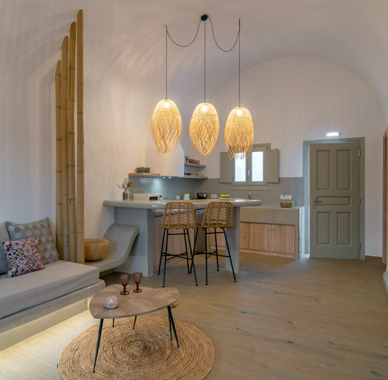 suite with balcony