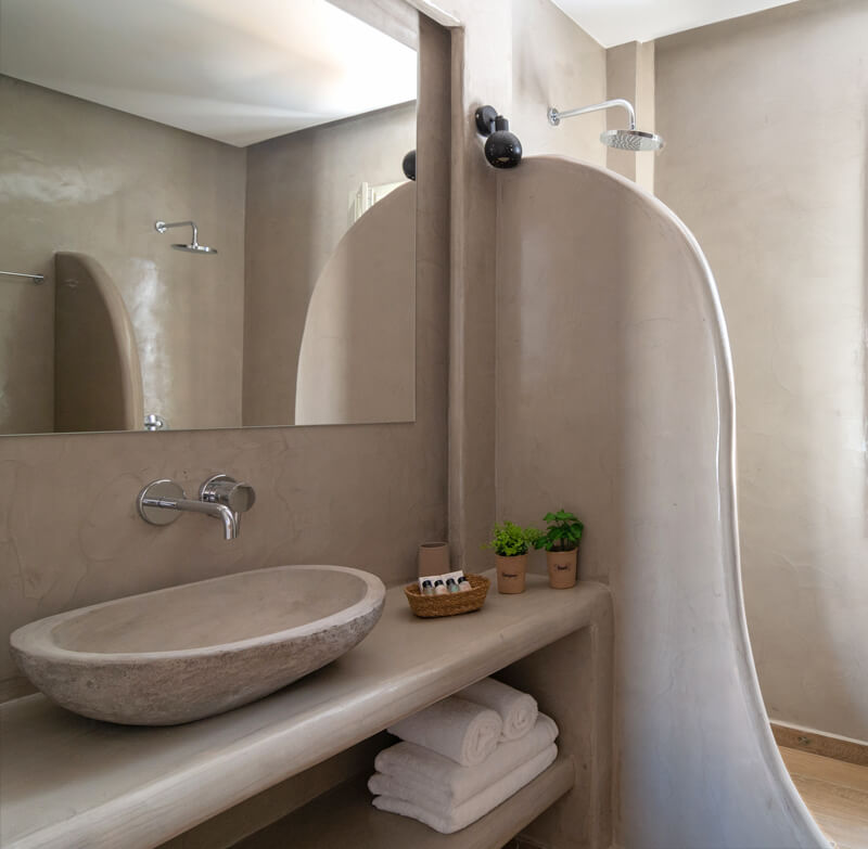 suite with terrace